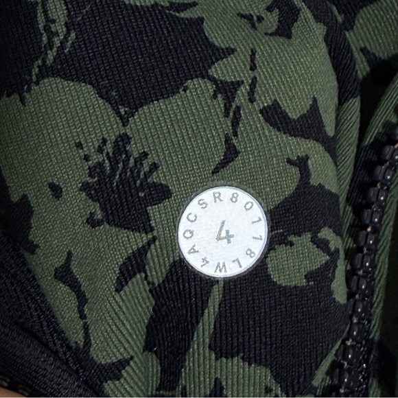 Lululemon Define Jacket Efflorescent Barracks Green Black Size 4 Luon W4AQCS - Picture 15 of 16